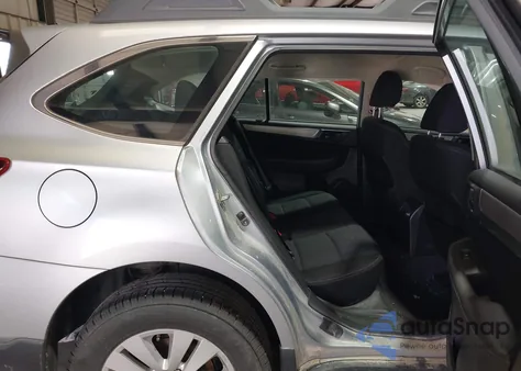 2019 Subaru Outback 2.5I z USA, uszkodzony, nr VIN 4S4BSABC8K3246999